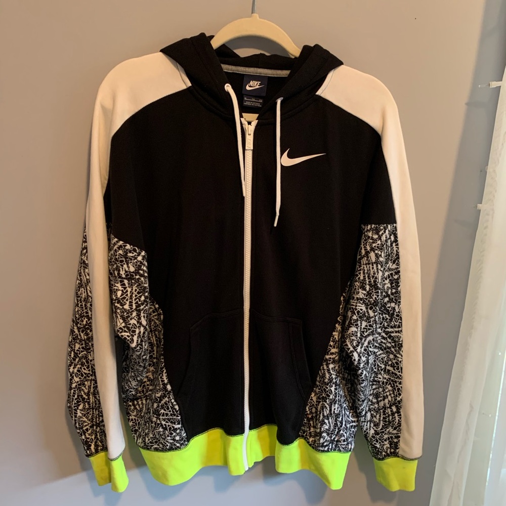 Nike sweatshirt